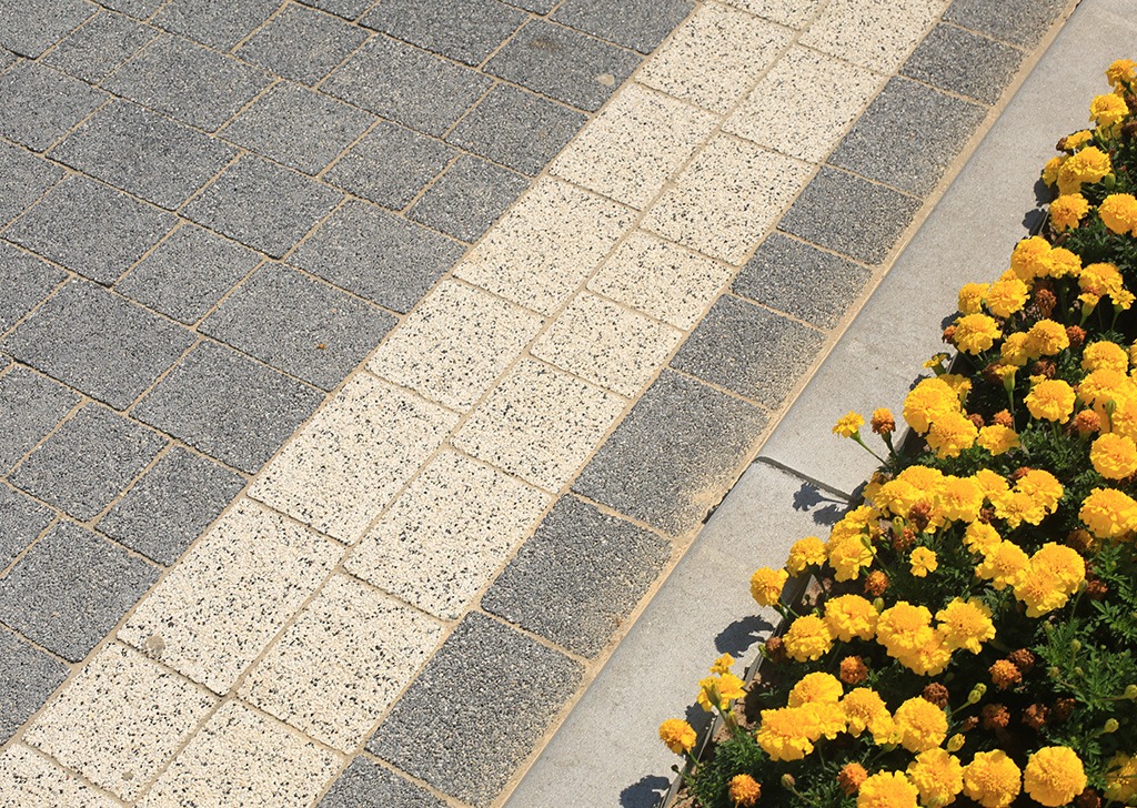 KRA-POL-KRN-0--12-0_2 Krawężnik niski - obrazek 1