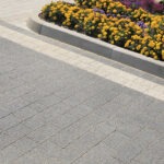 Krawężnik drogowy lekki 15