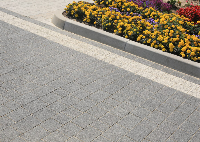 Krawężnik drogowy lekki 15 - obrazek 2