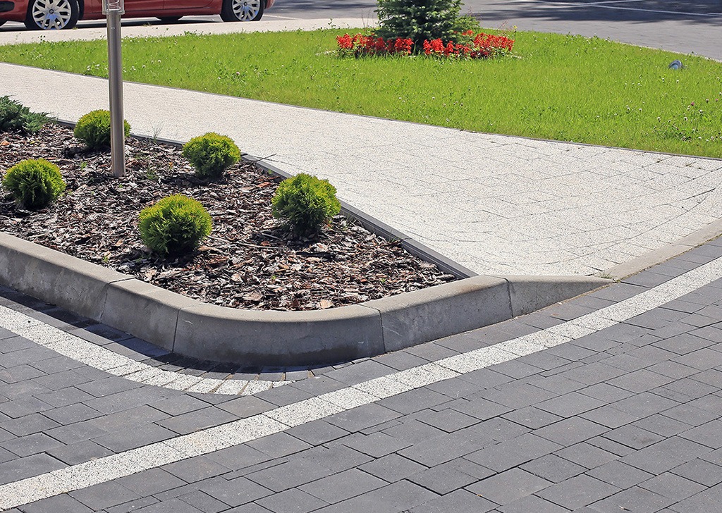 KRA-POL-KRY-0--15-0_3 Krawężnik Łukowy Wypukły/Wklęsły (Wewnętrzny/Zewnętrzny) - obrazek 1